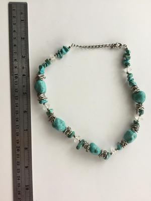 Turquoise type fashion necklace