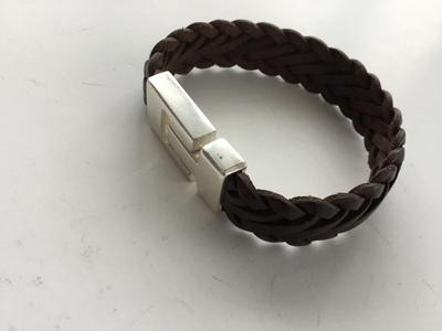 Brown fashion bracelet