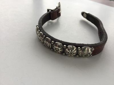 Marked leather fashion beautiful bracelet