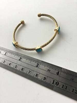 Beautiful gold tone fashion cuff