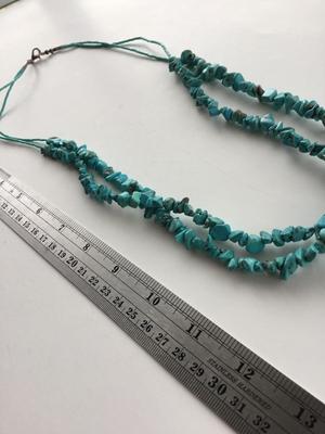 Blue quartz nugget type fashion necklace