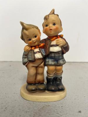 Hummel Lot #1