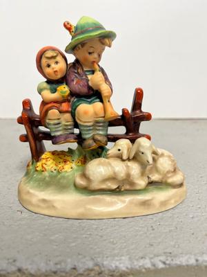 Hummel Lot #5