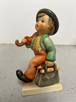 Hummel Lot #7