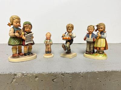 Hummel Lot #10