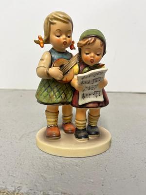 Hummel Lot #10