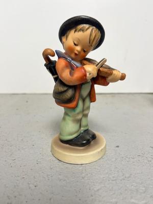 Hummel Lot #11