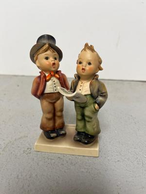 Hummel Lot #12