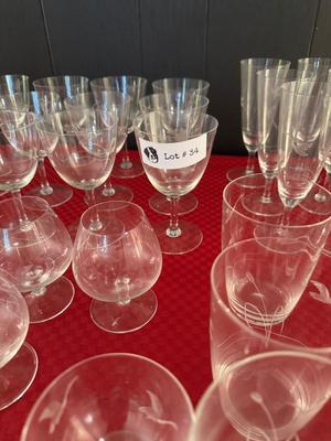 Set of 60 Vintage Etched Glasses - Bird Motif