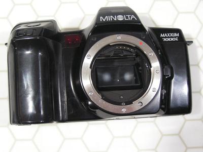 (1of2) Minolta Maxxum (ɑlpha) 7000i 35mm high performance Pro/Am camera body