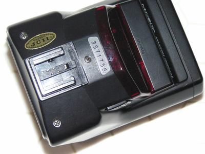 3200i flash unit for Minolta Maxxum ɑlpha & SONY ɑlpha digital cameras