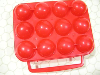 (4of4)Egg carrier for camping or whatever.