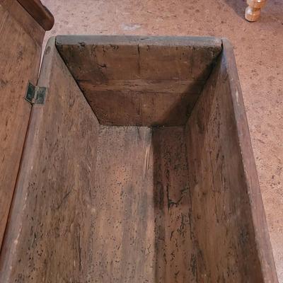 Antique Dough Box (BD-EL)