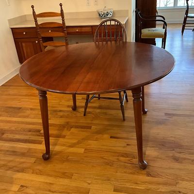K1177 Round Cherry Kitchen Table with Windsor Chairs