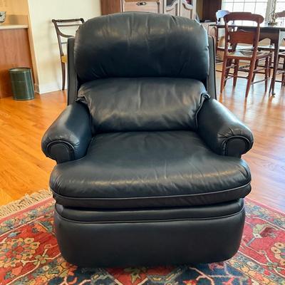 L1180 Barcalounger Navy Blue Leather Recliner Chair