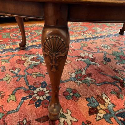 L1181 Drexel Burled wood Veneer Oval Coffee Table