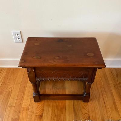 L1192 Edwardian Style Mahogany Lift Top Stool