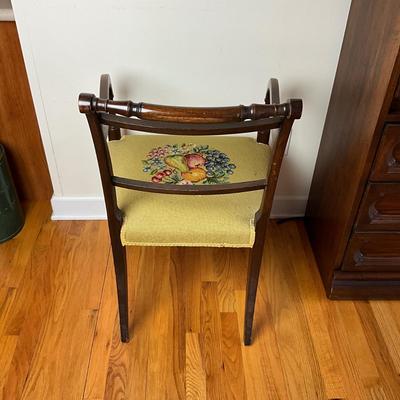 L1206 Vintage Needlepoint Arm Chair