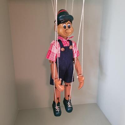 Green Hat Pinocchio Marionette (BD-EL)