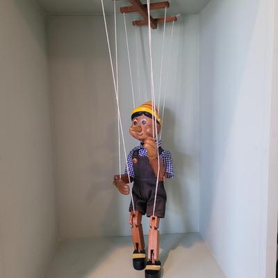 Yellow Hat Pinocchio Marionette (BD-EL)