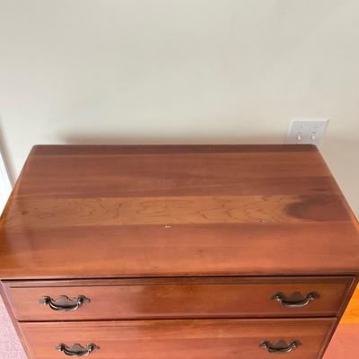 M1214 Cherrywood Jamestown Taylor Made Dresser Desk