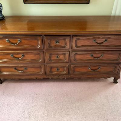 M1217 Drexel 7-Drawer Dresser