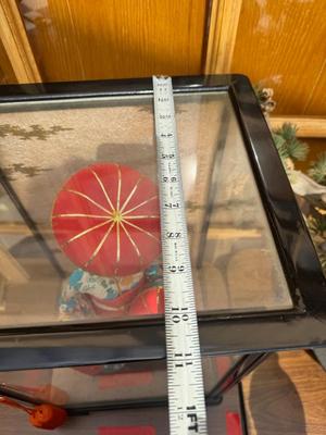 Vinatge Japanese Geisha Doll (Ninny) in Display Case