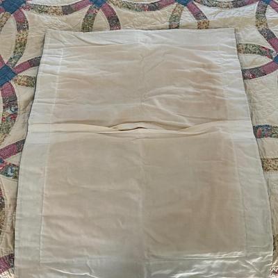 UBR1239 Vintage QueenSize Floral Quilt Set