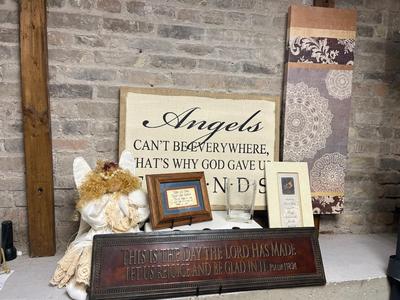 Wall art, Angel Things