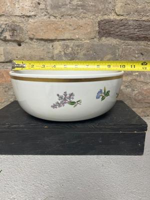 A Plethora of Bowls -Spode, V & B, Mikasa
