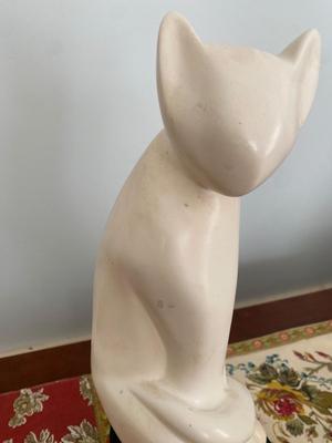 Vintage The Cat Sculpture Signed "Lo Li Ching" Art Nouveau Vanilla Creme Cast In Foundry Stone 13.5" Tall
