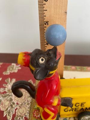 MARX ICE CREAM PEDDLER ACROBAT MONKEY FRICTION TOY