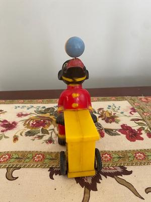 MARX ICE CREAM PEDDLER ACROBAT MONKEY FRICTION TOY