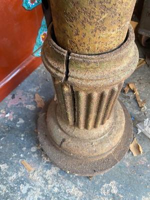 Vintage cast iron column