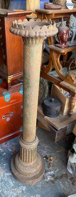 Vintage cast iron column