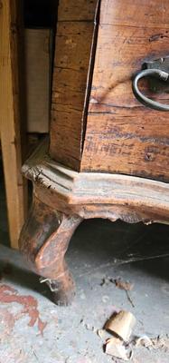 Antique Chest of Drawers