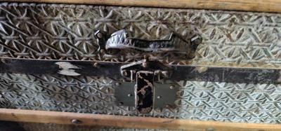 Antique Victorian Oak Banded Embossed Leather Dome Top Steamer Trunk trunk