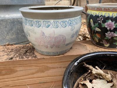 DECORATIVE CERAMIC POTS