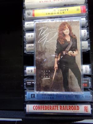 . Country music (lot of 10) cassette tapes, all in good condition