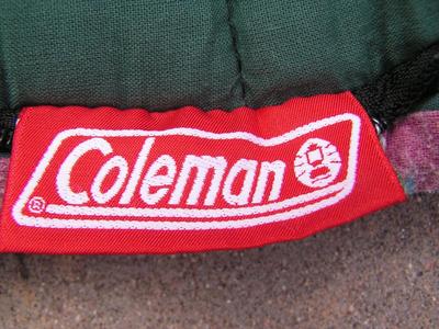 Coleman over sized (big/tall) 3 season 'stay warm' sleeping bag. is 77”x36”