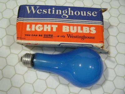(1of4) Photo corrected light bulb, 100 watt,