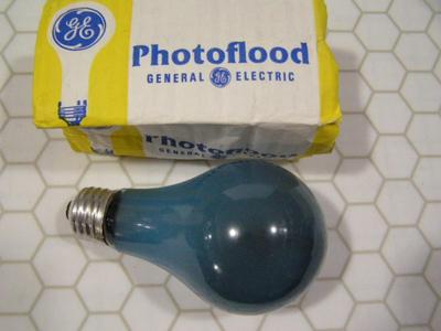 (4of4) PhotoFlood light bulb,