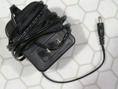 1 of 2) LINKSYS 5-Port Auto-Sensing Workgroup Switch 10/100 wired Ethernet