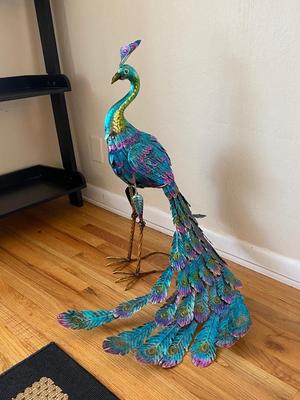 BEAUTIFUL METAL PEACOCK STATUE