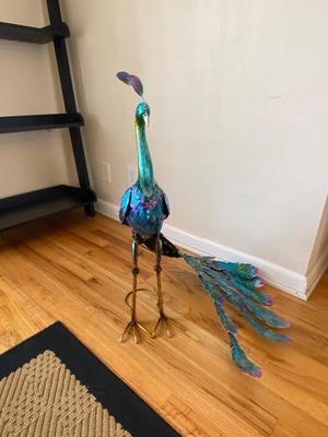 BEAUTIFUL METAL PEACOCK STATUE