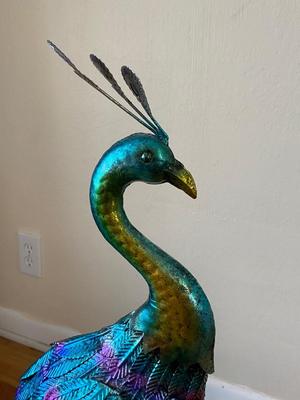BEAUTIFUL METAL PEACOCK STATUE