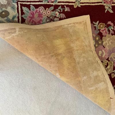 UBL1244 Vintage Hooked Floral Rug