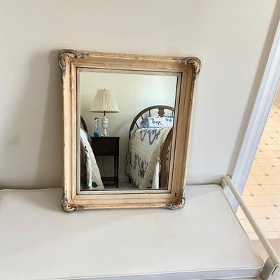 UBL1245 Vintage White Mirror with White Painted Bench