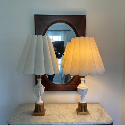 UBL1247 Pair of Vintage Alabaster Gold Base Lamps