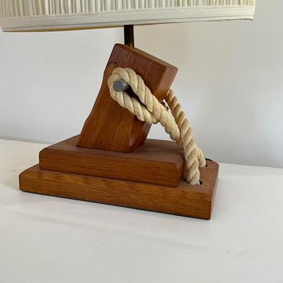 UBL1259 Vintage Nautical Rope Lamp